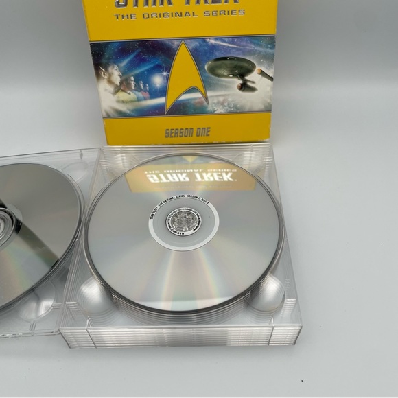 Star Trek The Original Series - Season 1 DVD 10 Disc Set Collectors Complete - Picture 6 of 10